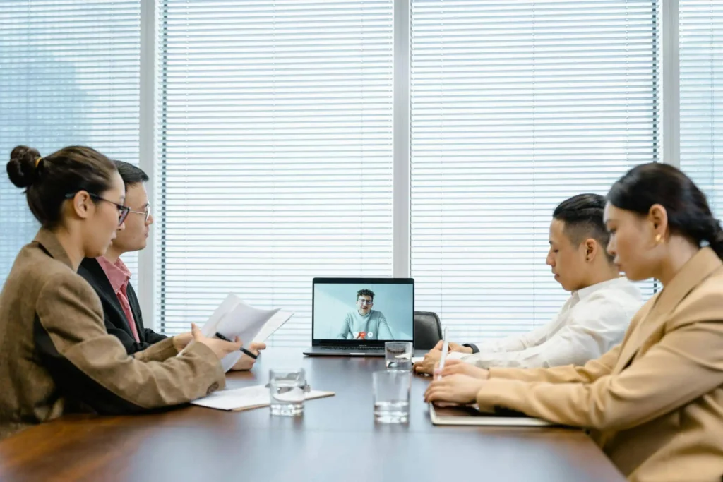 Hybrid Team Collaboration