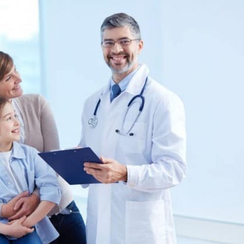 happy-doctor-holding-clipboard-with-patients_1098-2176 eClinical solutions